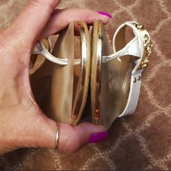 💫ISOLA sandals💫 Very classy and comfy- Size 7.5 - Picture 4 of 8